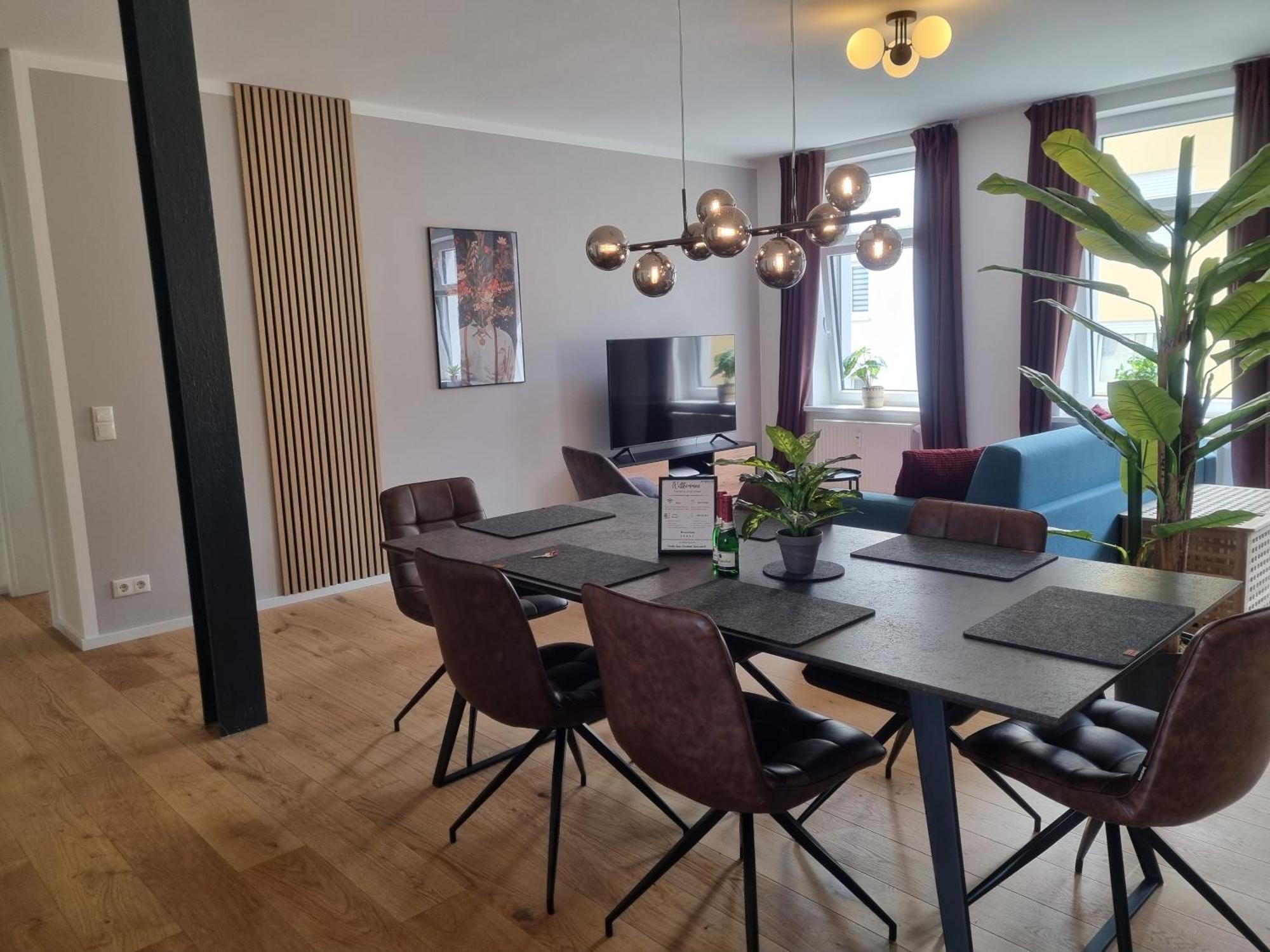 Maremar - Style-Loft Am Ferberturm - 2 Schlafzimmer - Luxus Boxspringbett - Arbeitsplaetze - Highspeed Wlan Gera Exterior foto